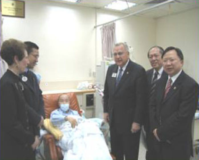 2004-11-20 IP Lion Clement F. Kusiak 探訪